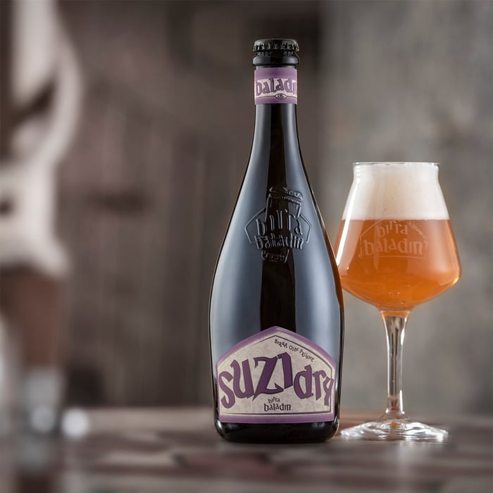 Suzi Dry image